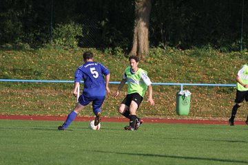 Bild 137 - Herren am 2.10.11